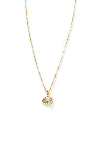 Pearl “Isla” Necklace